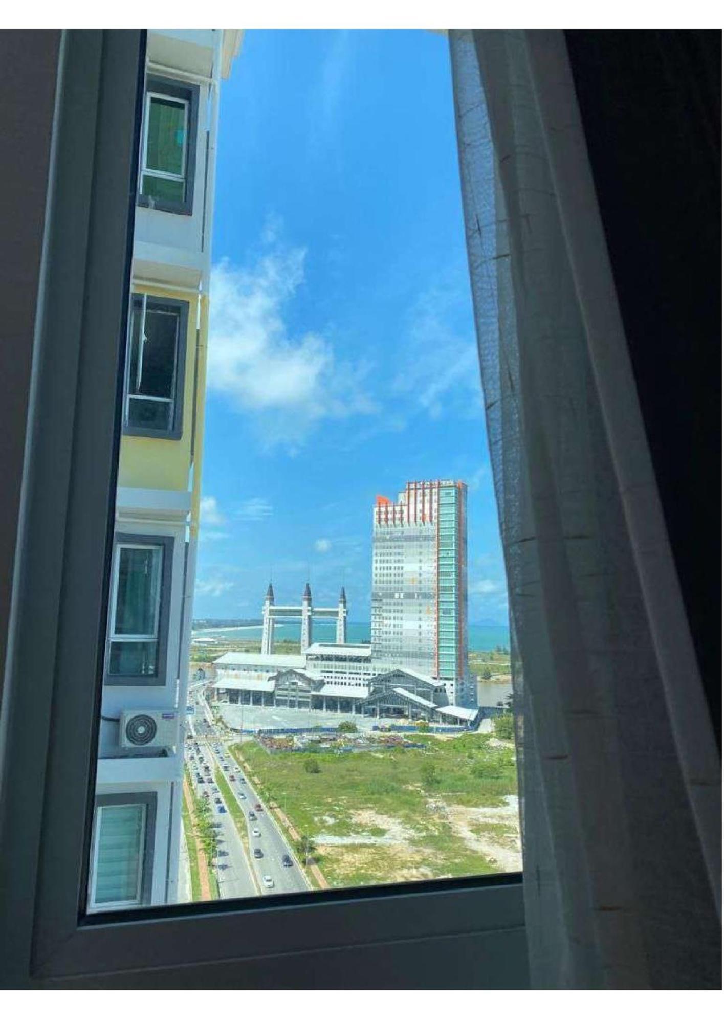 D'Ciella Homes- Sea View, Drawbridge & Ktcc Mall クアラ・トレンガヌ エクステリア 写真